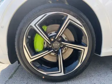 KIA EV6 GT 77.4 AWD Glasdach 360  LED Headup