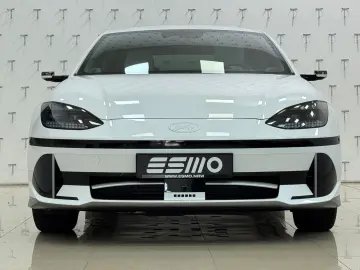 HYUNDAI IONIQ 6 77 4kWh 325ps 4WD Uniq 360 K BOSE NAV Qi