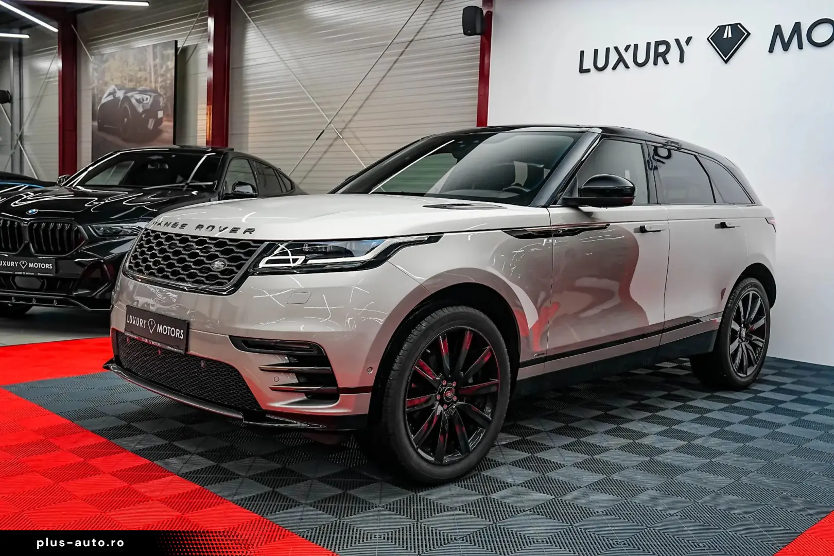 Land-Rover Range-Rover-Velar