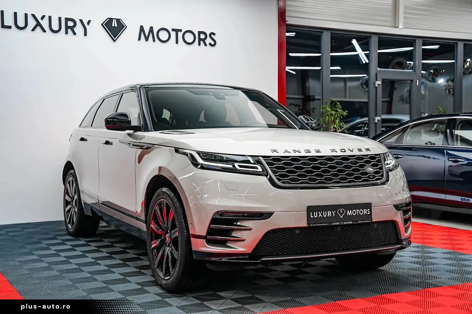 Land-Rover Range-Rover-Velar