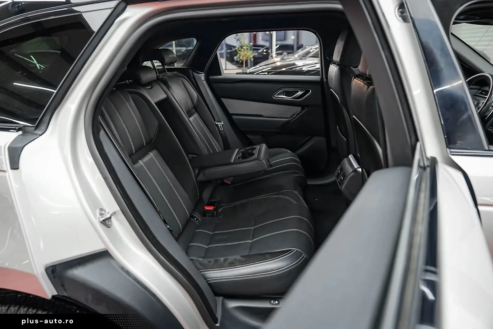 Land-Rover Range-Rover-Velar