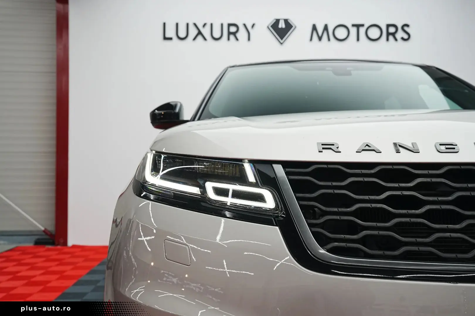 Land-Rover Range-Rover-Velar