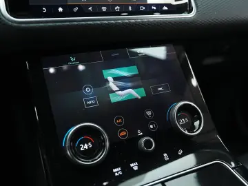 Land-Rover Range-Rover-Velar