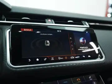 Land-Rover Range-Rover-Velar