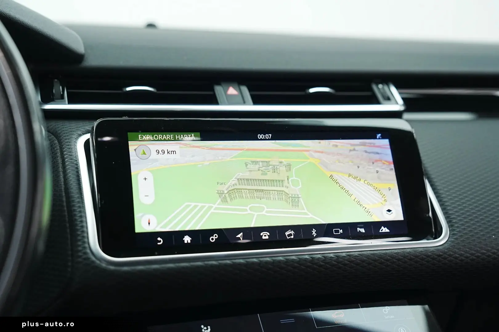 Land-Rover Range-Rover-Velar