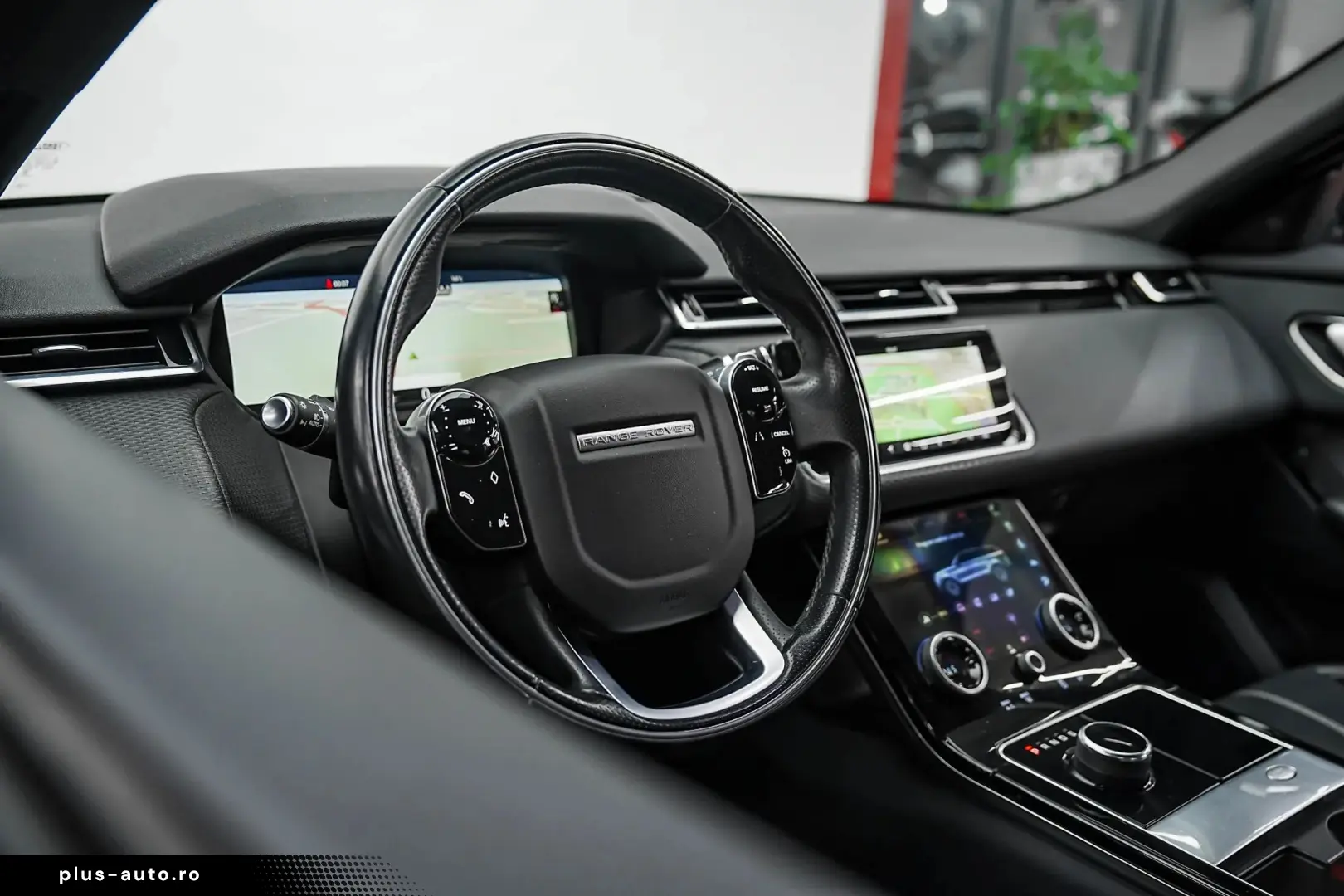 Land-Rover Range-Rover-Velar