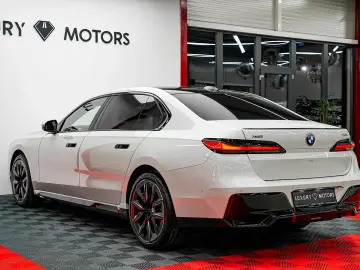 Bmw Seria-7 Gen-G70-2022