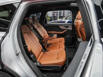 Audi Q7 Gen-4M-2015