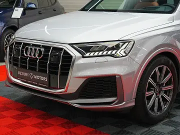 Audi Q7 Gen-4M-2015