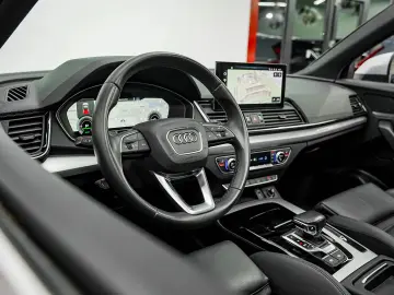 Audi Q5 Gen-Fy-2016