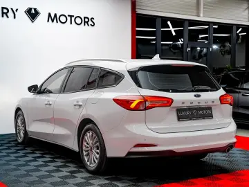Ford Focus Gen-Iv-2018