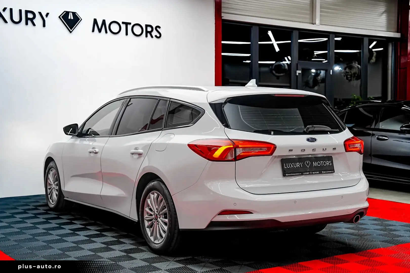 Ford Focus Gen-Iv-2018