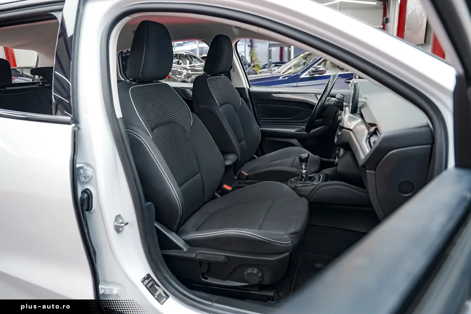 Ford Focus Gen-Iv-2018