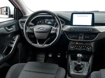 Ford Focus Gen-Iv-2018