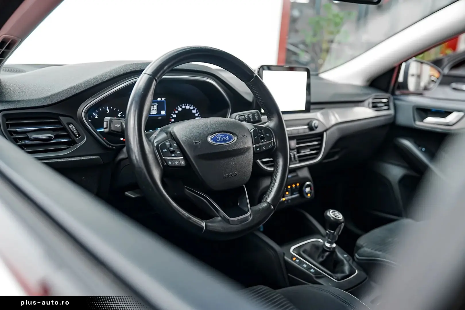 Ford Focus Gen-Iv-2018