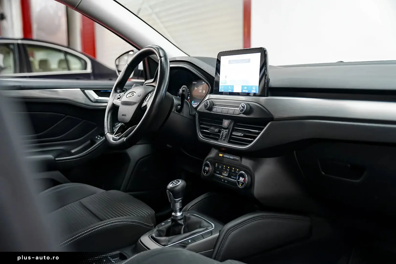 Ford Focus Gen-Iv-2018