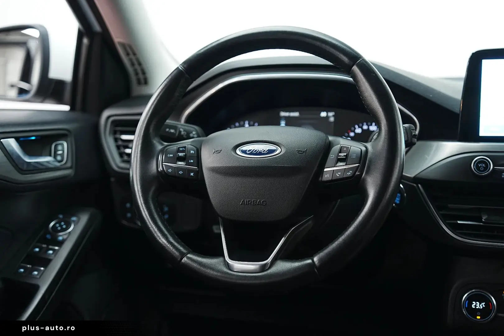 Ford Focus Gen-Iv-2018