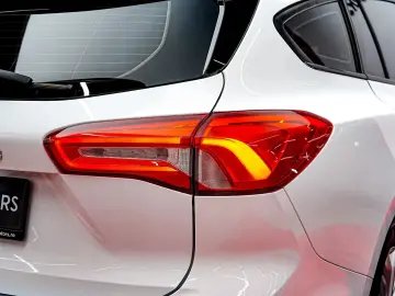 Ford Focus Gen-Iv-2018