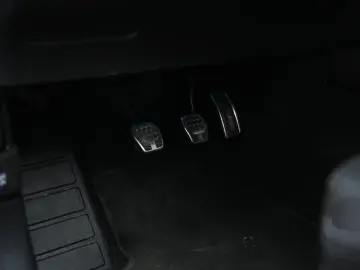 Ford Focus Gen-Iv-2018