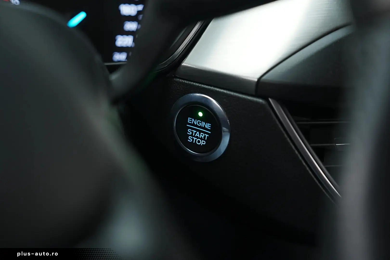 Ford Focus Gen-Iv-2018