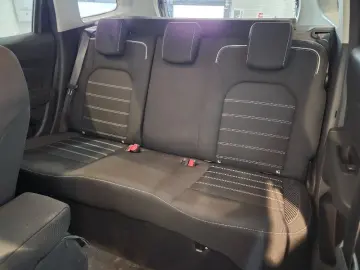 DACIA DUSTER 1.3 TCe 150CP Prestige 4WD