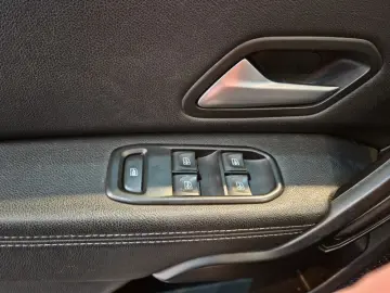 DACIA DUSTER 1.3 TCe 150CP Prestige 4WD