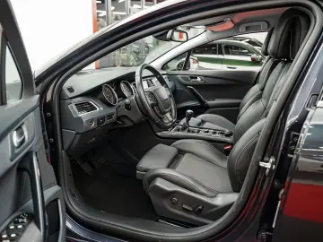 Peugeot 508 Gen-I-2010-2018