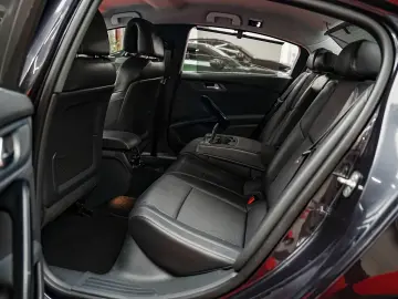 Peugeot 508 Gen-I-2010-2018