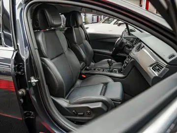 Peugeot 508 Gen-I-2010-2018