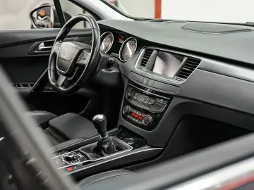 Peugeot 508 Gen-I-2010-2018