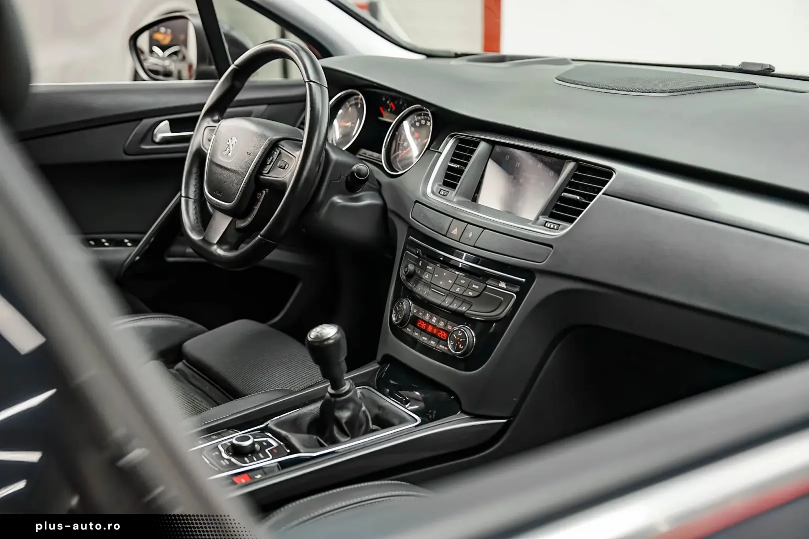 Peugeot 508 Gen-I-2010-2018