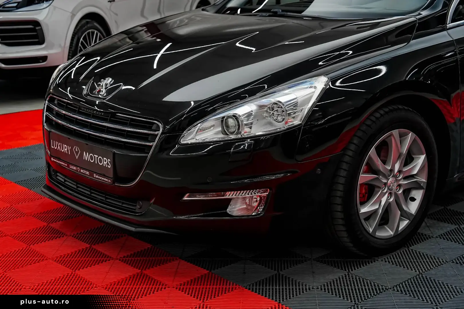 Peugeot 508 Gen-I-2010-2018