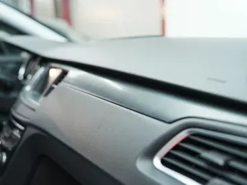 Peugeot 508 Gen-I-2010-2018