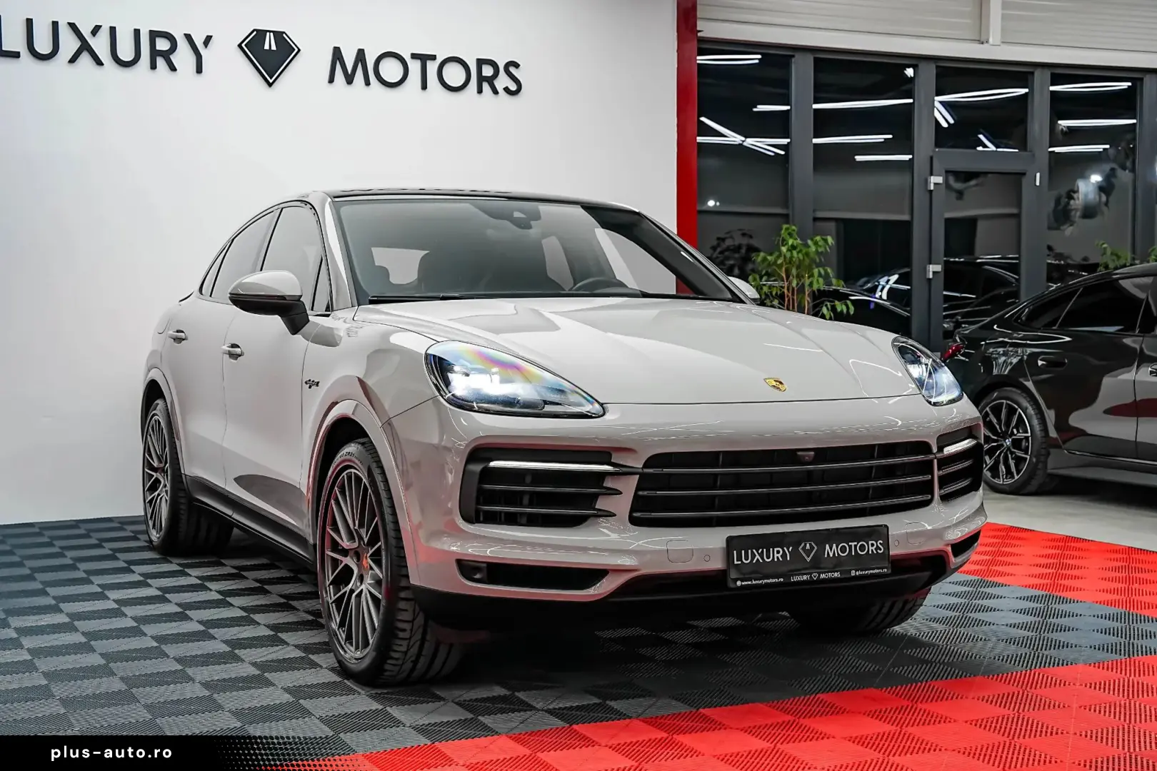 Porsche Cayenne-Coupe