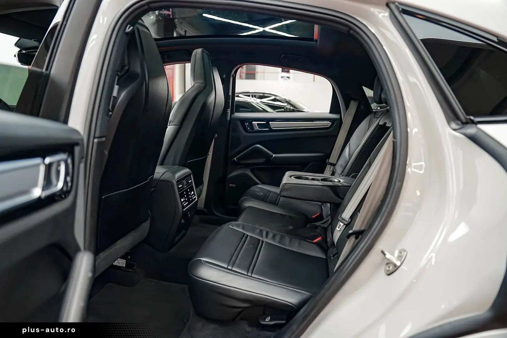 Porsche Cayenne-Coupe