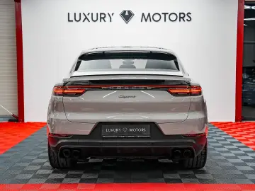 Porsche Cayenne-Coupe