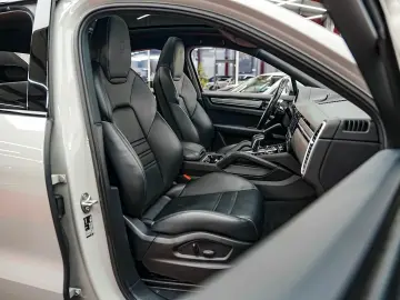 Porsche Cayenne-Coupe