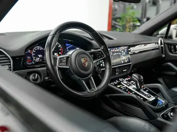 Porsche Cayenne-Coupe