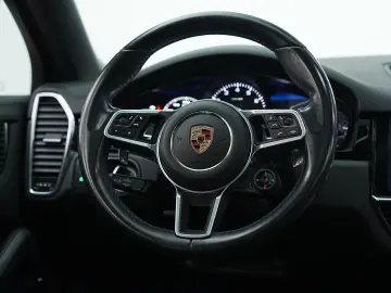 Porsche Cayenne-Coupe