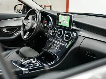 Mercedes-Benz C Gen-W206-2021