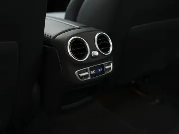 Mercedes-Benz C Gen-W206-2021