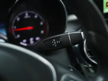 Mercedes-Benz C Gen-W206-2021