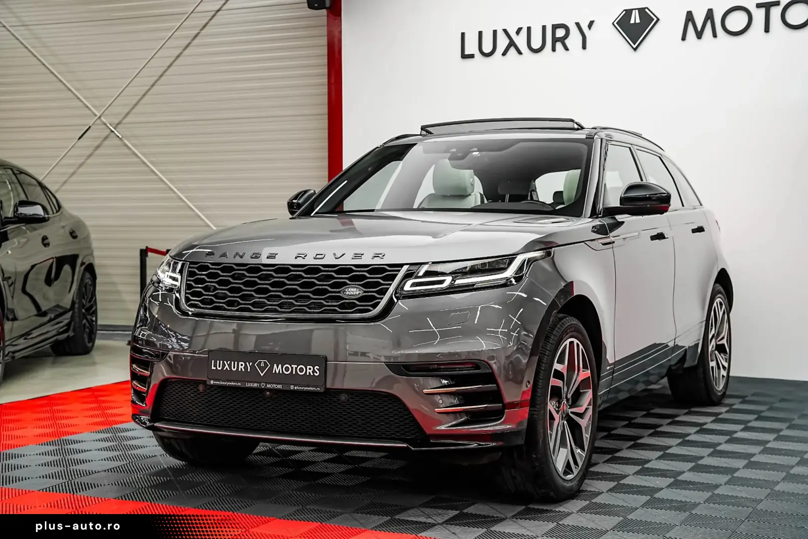 Land-Rover Range-Rover-Velar