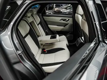 Land-Rover Range-Rover-Velar