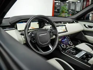 Land-Rover Range-Rover-Velar