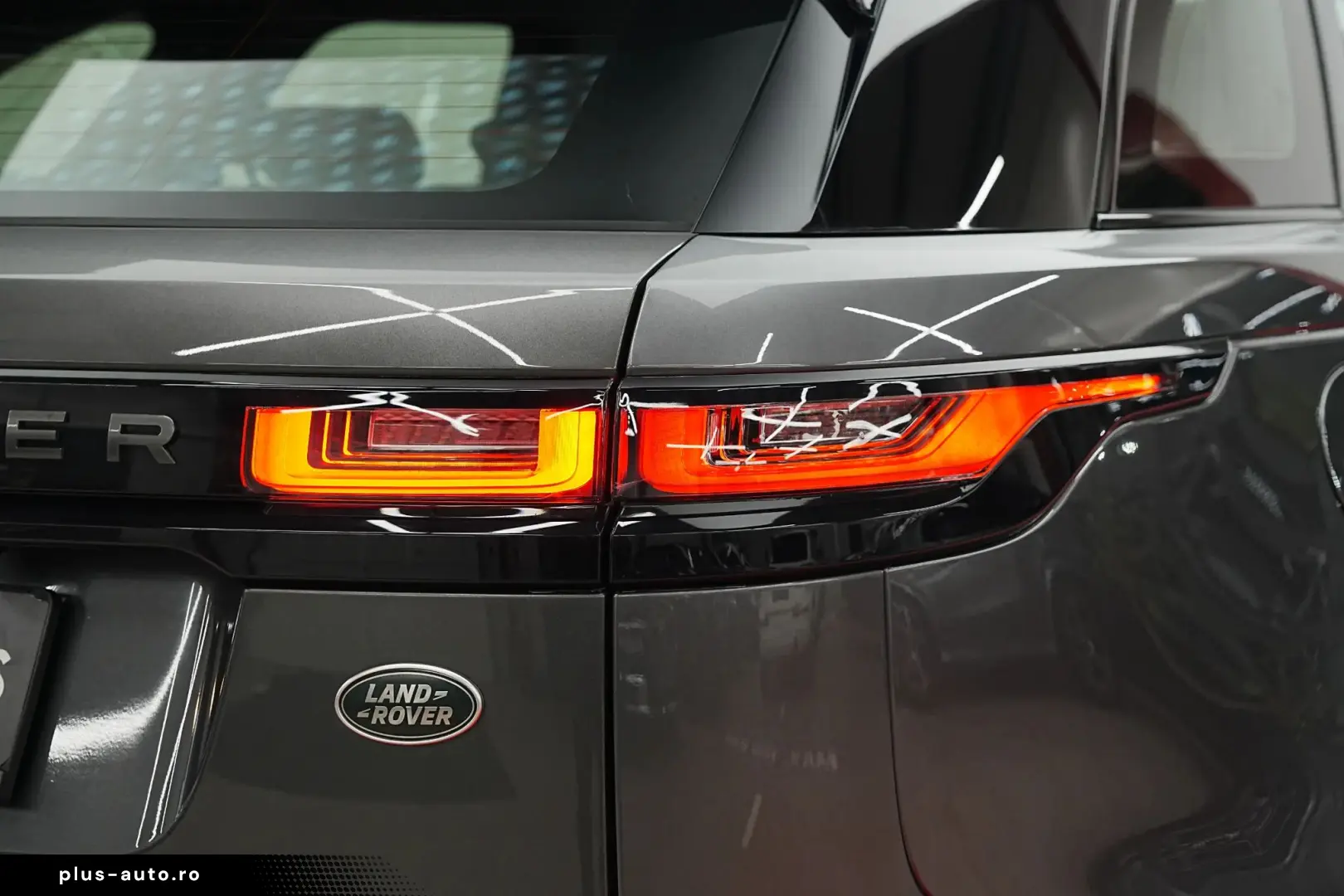 Land-Rover Range-Rover-Velar