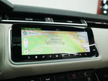 Land-Rover Range-Rover-Velar