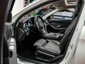 Mercedes-Benz C Gen-W206-2021