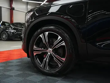 Volvo Xc-40