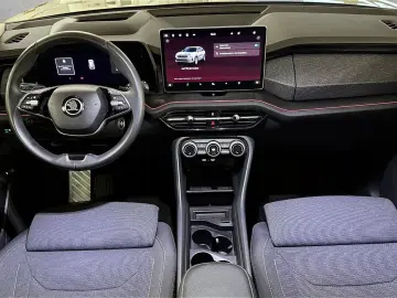 SKODA Kodiaq 1.5 TSI mHEV Selection DSG Matrix Navi AC